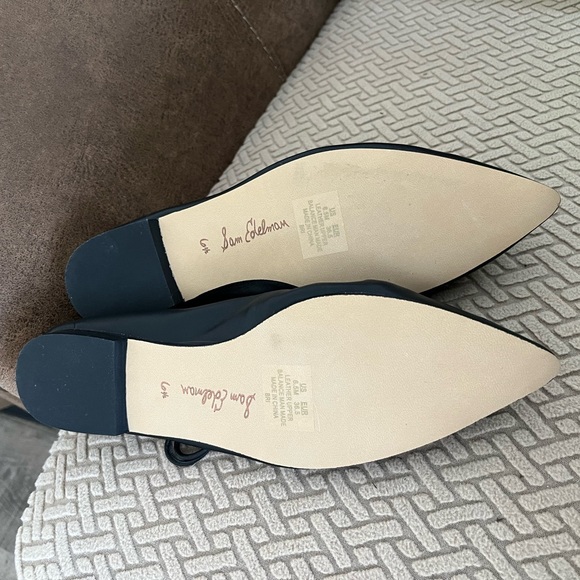 New, never worn. I forgot to return them and now the time is up to return. - Picture 9 of 14